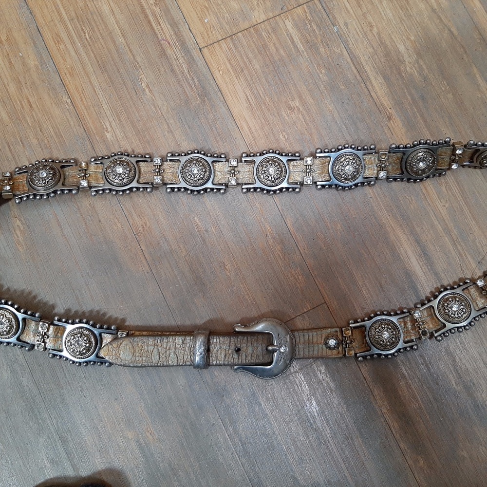 Stunning Italian metal belt